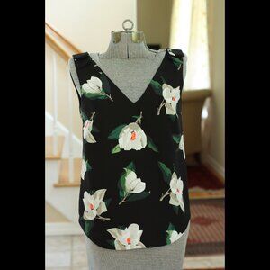 BANANA REPUBLIC Black Sleeveless Top with Large White Flowers Print